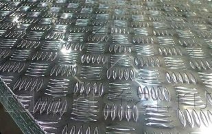 Лист алюминиевый рифленый 4х1500х3000 мм квинтет в Москве